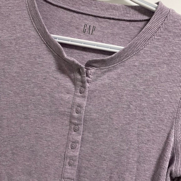 Gap thermal Henley size M in soft heathered purple - Picture 2 of 6